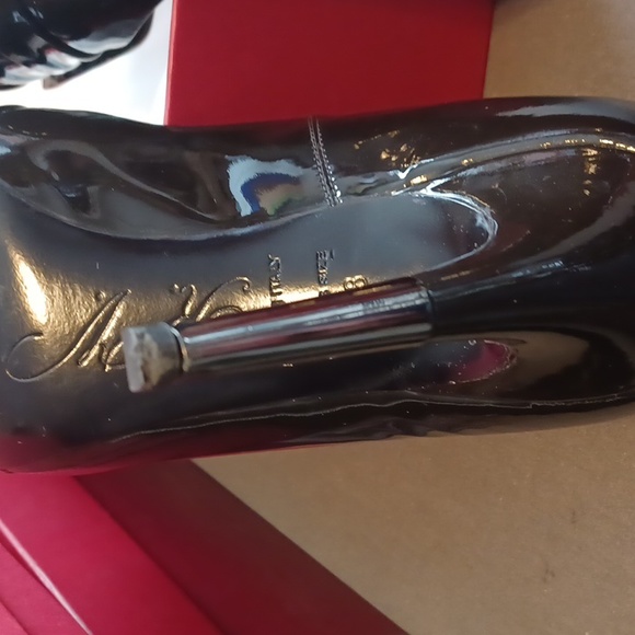 Roger Vivier Pumps - Picture 5 of 8